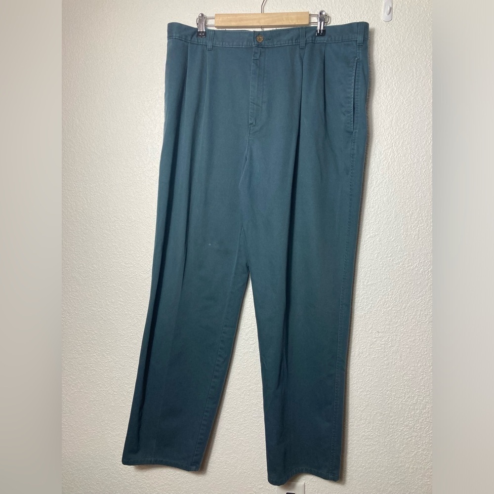 Duxbak green pants Men’s 40 x 32 flat front Vintage 100% cotton